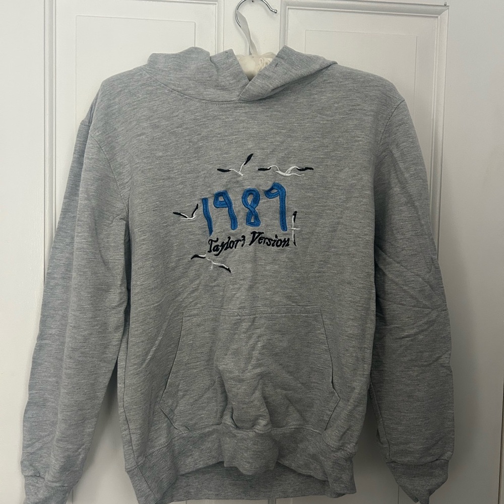 Taylor Version '1989' Gray Hooded Sweatshirt